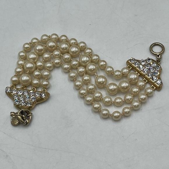 J. Crew Multi-Strand White Faux Pearl Spring Ring Rhinestones Bracelet Sz Small - Picture 1 of 12